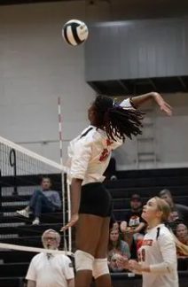 Sandwich volleyball